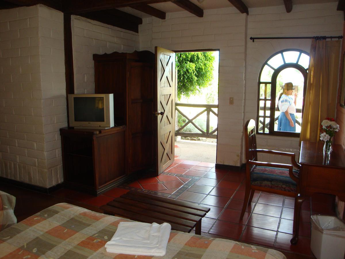 Hosteria Hacienda Pueblo Viejo Atuntaqui Экстерьер фото